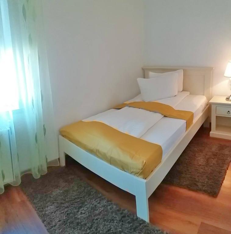 Pensiunea Boema Piatra Neamţ Extérieur photo